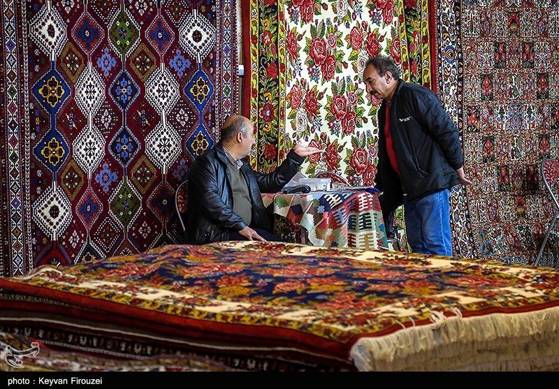 خرید فرش ماشینی با تخفیف ویژه؛ چگونه بهترین قیمت را پیدا کنیم؟