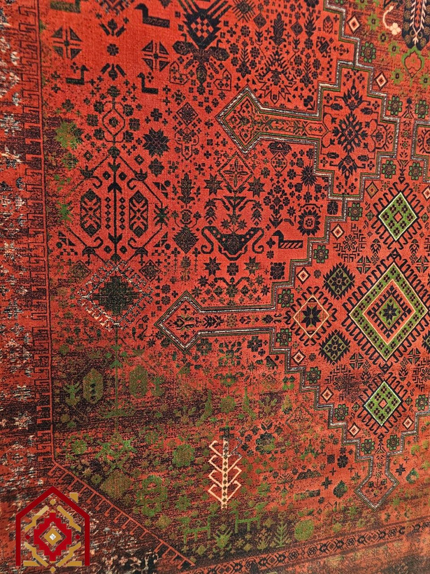 فرش آرمانی کلکسیون فرح کد ۱۲۶۷ لاکی ۱۲۰۰ شانه ۳۶۰۰ تراکم