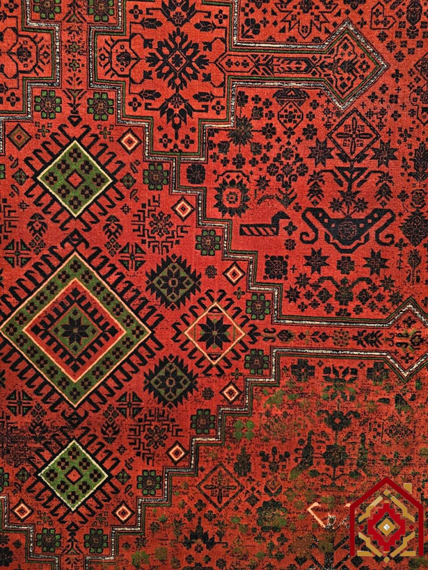فرش آرمانی کلکسیون فرح کد ۱۲۶۷ لاکی ۱۲۰۰ شانه ۳۶۰۰ تراکم